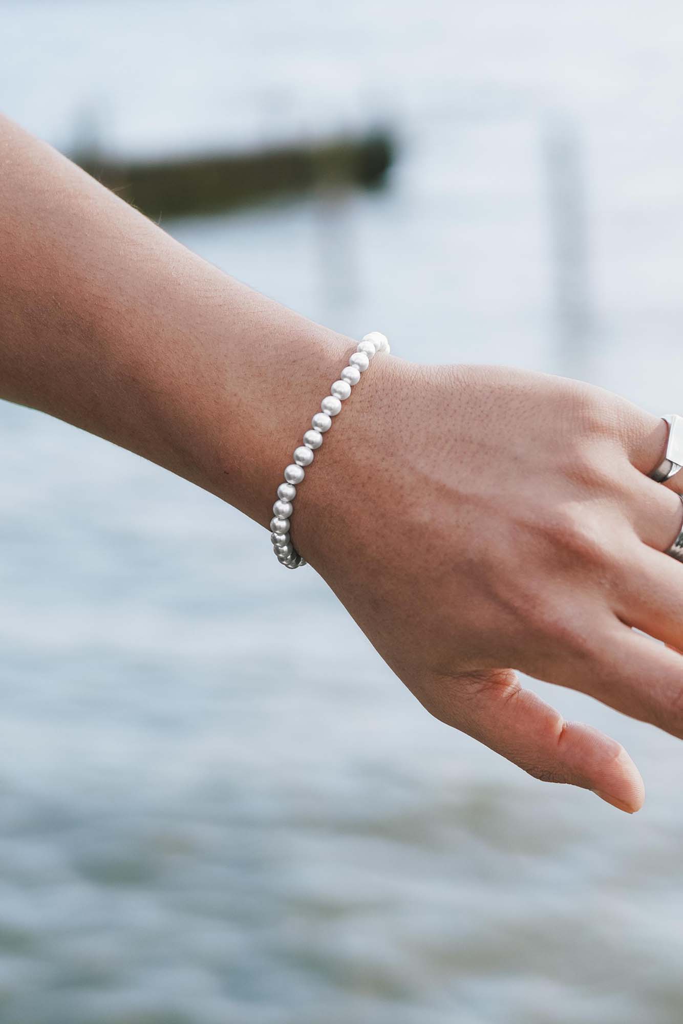 ROUNDED REAL PEARL BRACELET