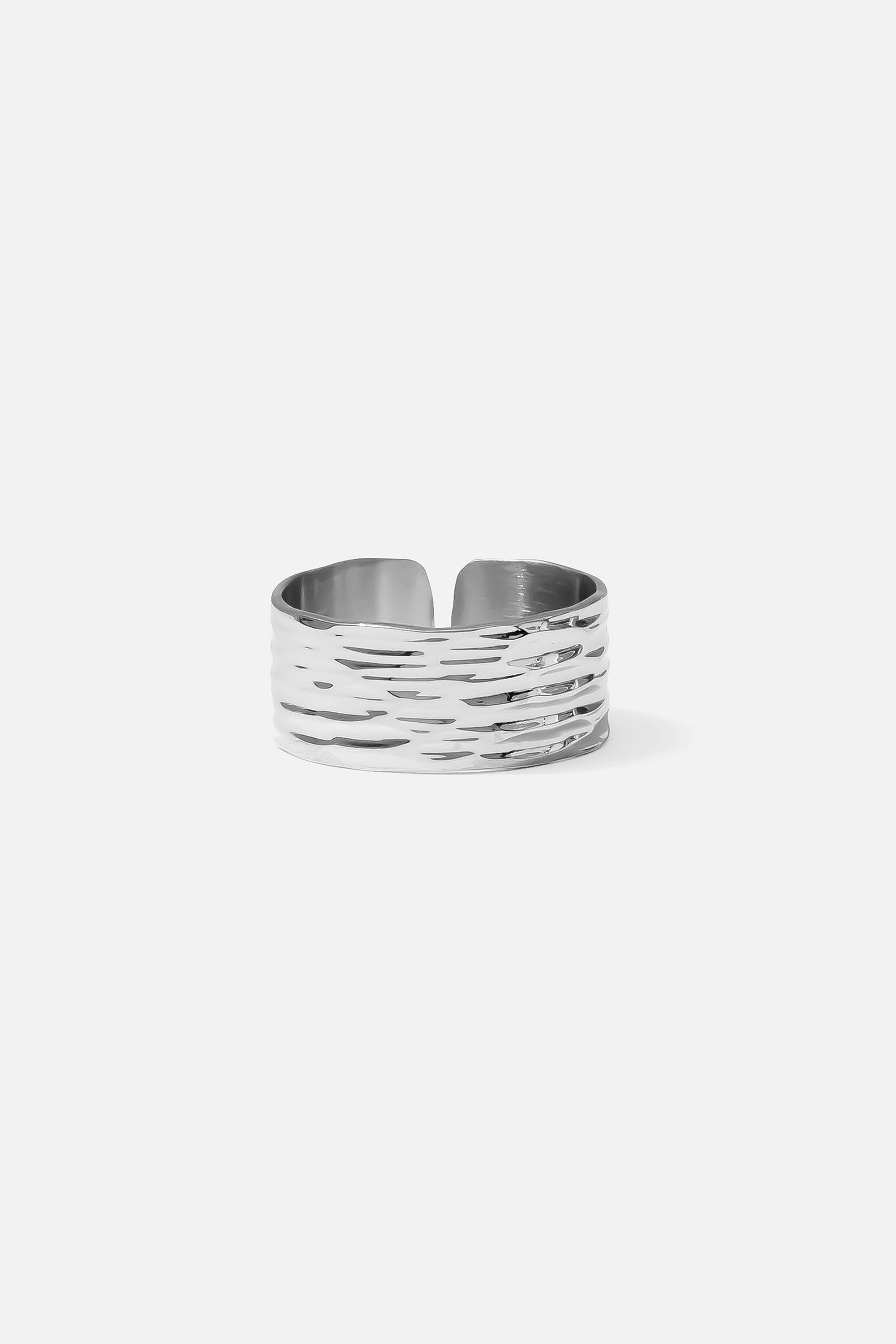 HAMMERED RING
