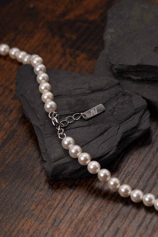 ROUNDED REAL PEARL NECKLACE